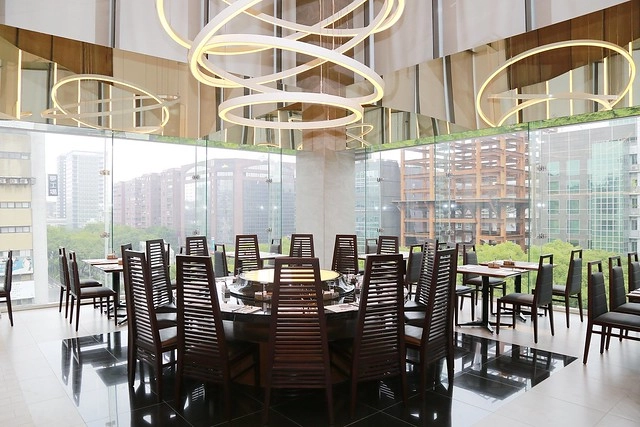 台北漢來海港百匯餐廳@台北SOGO敦化店|20餘種蟹蟳類、7大特色座位區、Prime級美國牛肉、珠寶櫃般的甜點 @飛天璇的口袋