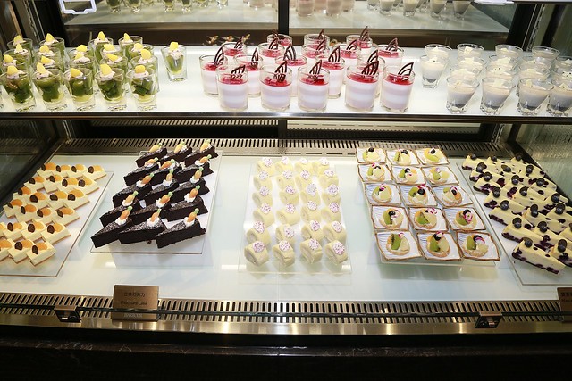 台北漢來海港百匯餐廳@台北SOGO敦化店|20餘種蟹蟳類、7大特色座位區、Prime級美國牛肉、珠寶櫃般的甜點 @飛天璇的口袋