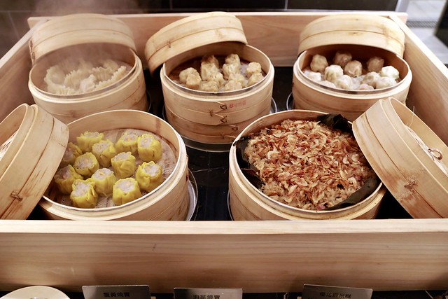 台北漢來海港百匯餐廳@台北SOGO敦化店|20餘種蟹蟳類、7大特色座位區、Prime級美國牛肉、珠寶櫃般的甜點 @飛天璇的口袋