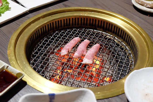 燒肉市場.ととや┃台中燒肉推薦:緊鄰秋紅谷公園,環境寬敞大器,菜單全面翻新,餐點品質提升不少,近期最滿意的日式燒肉餐廳 @飛天璇的口袋