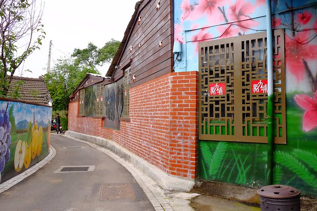 馬力埔彩繪小徑|結合人文、農業、宗教、文化,擁有濃濃在地特色的彩繪小徑,鄰近新社花海可以安排新社景點一日遊 @飛天璇的口袋