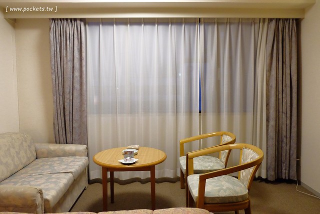 日本奈良|橿原皇家大飯店 Kashihara Royal Hotel.緊鄰近鐵橿原神宮前站,有免費wifi及泡湯,附近有超市、藥妝店、餐廳、便利商店 @飛天璇的口袋