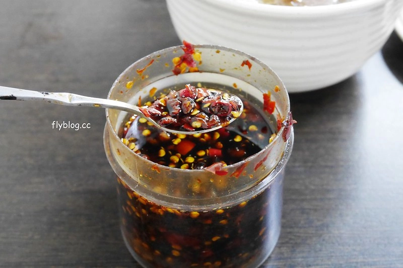 台中西區|珍品小吃.模範街米粉芋很好吃,朋友推薦炒麵台中第一 @飛天璇的口袋