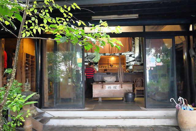 花蓮鳳林|月廬梅子雞|隱身在半山腰中,有擁絕佳的美景,連在地人都激推的好吃梅子雞,要提前預約才吃的到,此行最懷念的花蓮美食推薦 @飛天璇的口袋