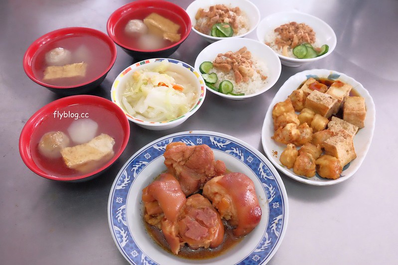 嘉義東區|三代西市米糕:嘉義小吃一路吃,同場加映嘉義小吃美食:西市老店筒仔米糕、阿坤師土魠魚羹、蘇記傳統紅豆餅、貓尾巴Cat’s Tail @飛天璇的口袋