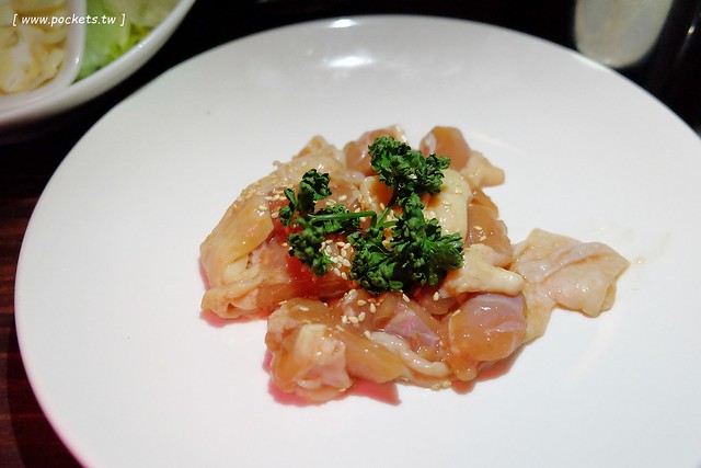 一桶韓式新食.1 tone┃台中韓式燒肉:正宗韓式汽油桶燒肉,份量多、CP值高,位於西屯路中科商圈,飯後甜點有Haagen-Dazs @飛天璇的口袋