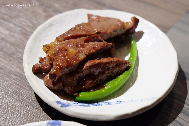 燒肉市場.ととや┃台中燒肉推薦:緊鄰秋紅谷公園,環境寬敞大器,菜單全面翻新,餐點品質提升不少,近期最滿意的日式燒肉餐廳 @飛天璇的口袋