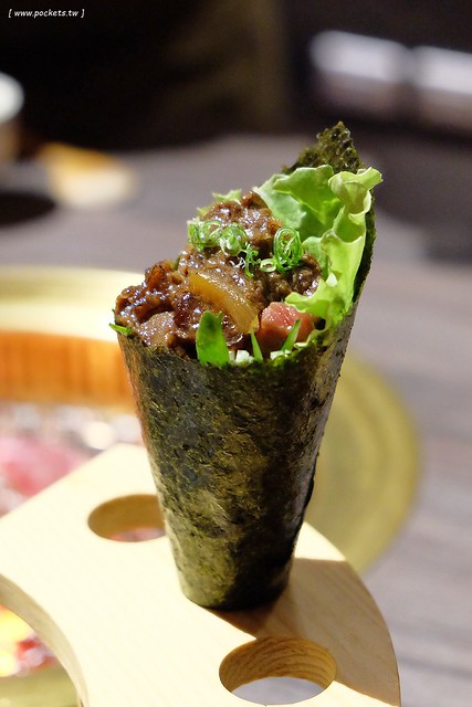 燒肉市場.ととや┃台中燒肉推薦:緊鄰秋紅谷公園,環境寬敞大器,菜單全面翻新,餐點品質提升不少,近期最滿意的日式燒肉餐廳 @飛天璇的口袋