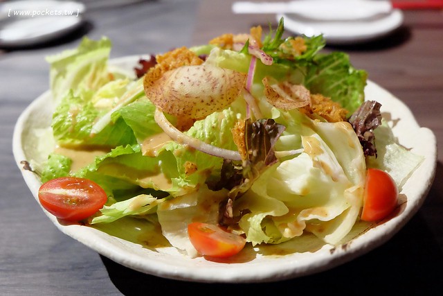 燒肉市場.ととや┃台中燒肉推薦:緊鄰秋紅谷公園,環境寬敞大器,菜單全面翻新,餐點品質提升不少,近期最滿意的日式燒肉餐廳 @飛天璇的口袋