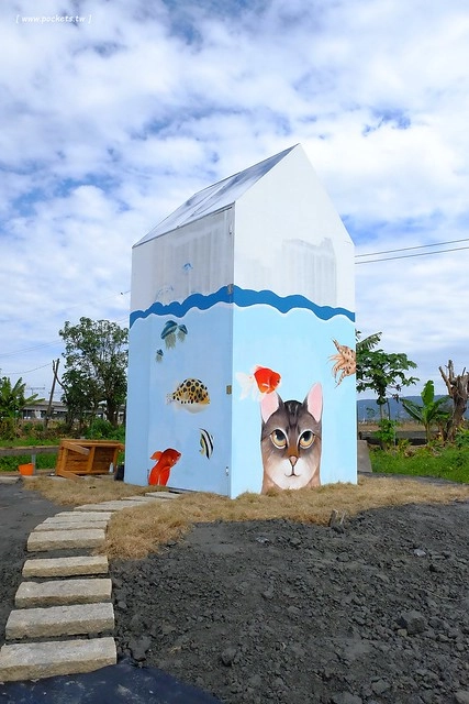 2016台灣蜀藝節-田中窯創意園區┃彰化旅遊景點:蜀葵花田迷宮躲貓貓、美麗的大片落羽松、貓咪主題裝置藝術、窯烤麵包、青森蘋果霜淇淋、鄰近高鐵彰化站步行10分鐘即可抵達 @飛天璇的口袋