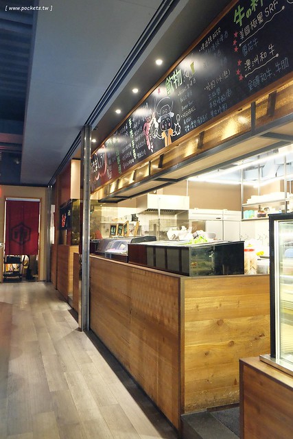 燒肉市場.ととや┃台中燒肉推薦:緊鄰秋紅谷公園,環境寬敞大器,菜單全面翻新,餐點品質提升不少,近期最滿意的日式燒肉餐廳 @飛天璇的口袋