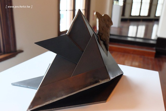 台中市役所┃台中美食推薦:古典玫瑰園最新力作,Café 1911和昭和沙龍,辰野式仿巴洛克建築歷史古蹟,結合文創商品與藝術展覽空間,品嚐可愛的招財貓咪冰和日式風味定食 @飛天璇的口袋