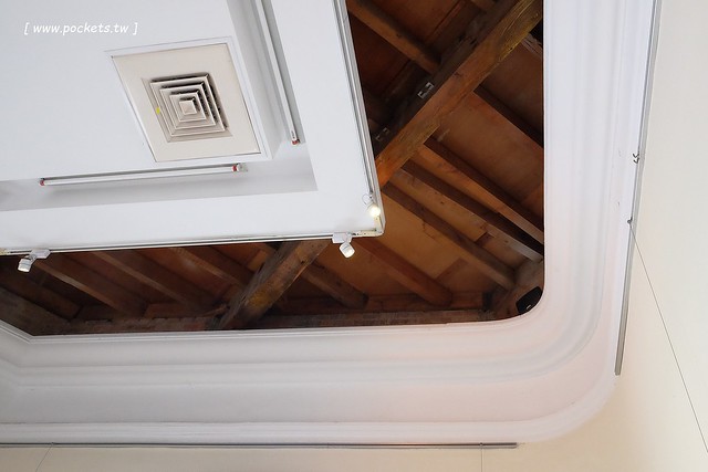 台中市役所┃台中美食推薦:古典玫瑰園最新力作,Café 1911和昭和沙龍,辰野式仿巴洛克建築歷史古蹟,結合文創商品與藝術展覽空間,品嚐可愛的招財貓咪冰和日式風味定食 @飛天璇的口袋