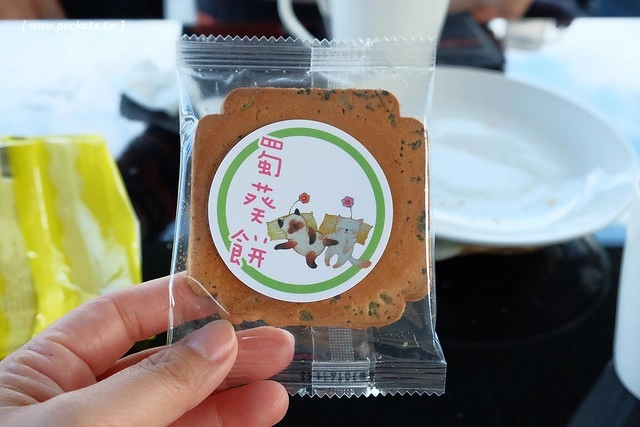 2016台灣蜀藝節-田中窯創意園區┃彰化旅遊景點:蜀葵花田迷宮躲貓貓、美麗的大片落羽松、貓咪主題裝置藝術、窯烤麵包、青森蘋果霜淇淋、鄰近高鐵彰化站步行10分鐘即可抵達 @飛天璇的口袋