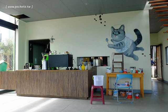 2016台灣蜀藝節-田中窯創意園區┃彰化旅遊景點:蜀葵花田迷宮躲貓貓、美麗的大片落羽松、貓咪主題裝置藝術、窯烤麵包、青森蘋果霜淇淋、鄰近高鐵彰化站步行10分鐘即可抵達 @飛天璇的口袋