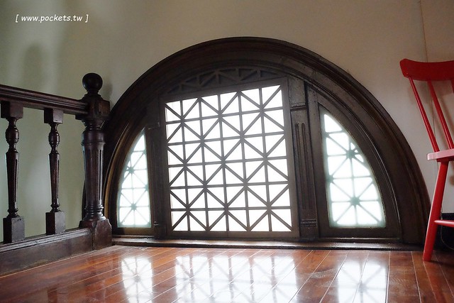 台中市役所┃台中美食推薦:古典玫瑰園最新力作,Café 1911和昭和沙龍,辰野式仿巴洛克建築歷史古蹟,結合文創商品與藝術展覽空間,品嚐可愛的招財貓咪冰和日式風味定食 @飛天璇的口袋