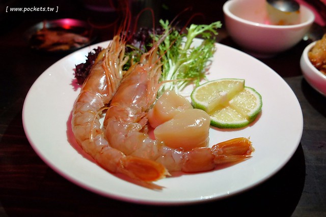 一桶韓式新食.1 tone┃台中韓式燒肉:正宗韓式汽油桶燒肉,份量多、CP值高,位於西屯路中科商圈,飯後甜點有Haagen-Dazs @飛天璇的口袋