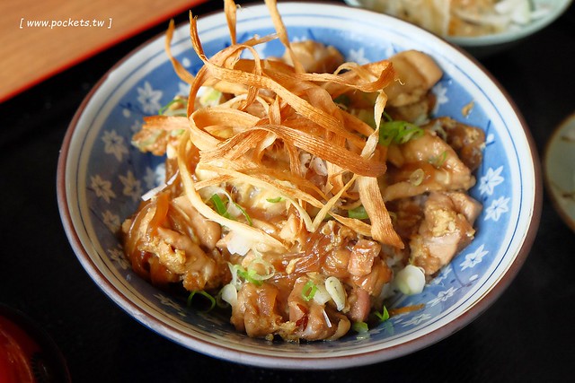 台中市役所┃台中美食推薦:古典玫瑰園最新力作,Café 1911和昭和沙龍,辰野式仿巴洛克建築歷史古蹟,結合文創商品與藝術展覽空間,品嚐可愛的招財貓咪冰和日式風味定食 @飛天璇的口袋