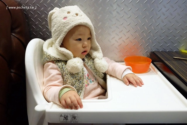 龍八燒肉.黑毛和牛專賣┃台中燒肉推薦:北屯崇德路新開的燒肉店,9A等級安格斯和牛,韓劇裡出現的雪濃湯,釜山很夯的蒸籠海鮮,鄰近台中洲際棒球場 @飛天璇的口袋