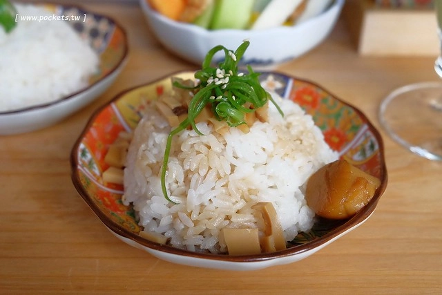 締藏和牛燒肉|使用日本圍爐裏用餐方式,一期一會的待客之道,鄰近台中IKEA宜家家居 @飛天璇的口袋