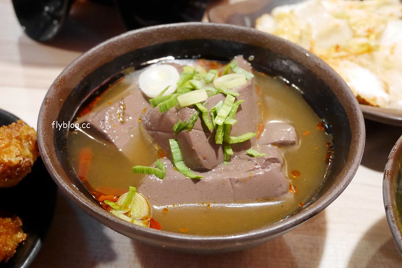 那個鍋.一中店┃台中北區:一個人也可以吃麻辣鍋,還有手工麵無限吃到飽,一中店試賣期間全面5折 @飛天璇的口袋