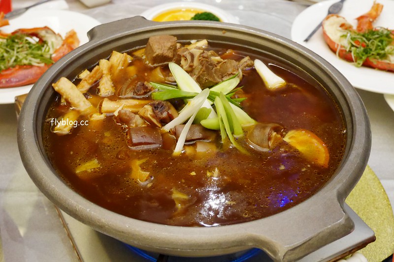 春精緻日本料理┃台中南屯:$980元無菜單料理,菜色新鮮多元呈現,年菜和合菜料理的新選擇 @飛天璇的口袋