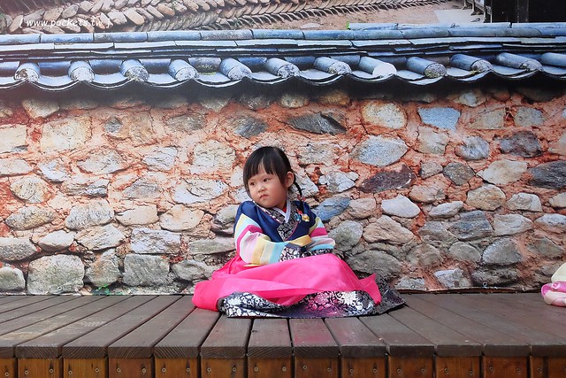 糕糕在尚韓國烤肉┃台中韓式料理:韓式烤肉$499元吃到飽,韓國流行八色豬五花、部隊鍋、拳頭飯,可以體驗穿韓服拍照樂趣,小孩有沙坑可以玩沙,鄰近環中路和龍富夜市 @飛天璇的口袋