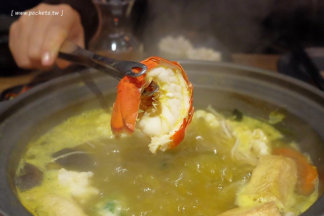 愛沐鍋物┃台中火鍋推薦:來自日本的札幌蟹黃豆腐、海膽豆腐、築地大牡丹蝦、冰鮮龍蝦、喜知次鮮魚,Prime美國雪花牛肉,食材高檔又新鮮,鄰近逢甲商圈,令人吃完立刻想回訪的火鍋店 @飛天璇的口袋