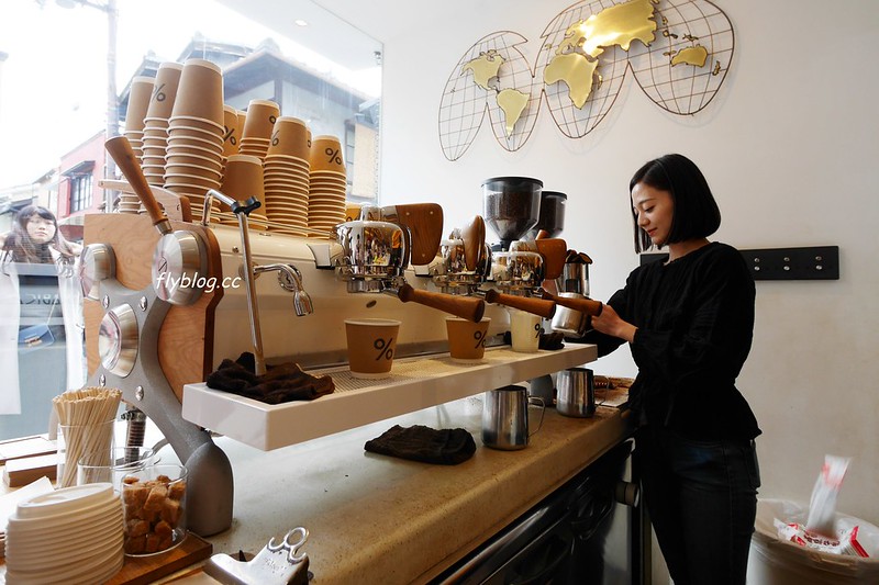 日本京都|% Arabica,京都時尚文青咖啡館,全球總店位於京都東山八坂塔前 @飛天璇的口袋