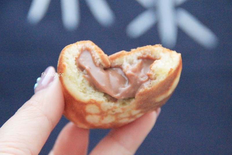 胖貓爆漿雞蛋糕┃台中北屯:可愛的貓咪造型雞蛋糕,北屯新都公園旁邊餐車,週未假日才會出現擺攤 @飛天璇的口袋