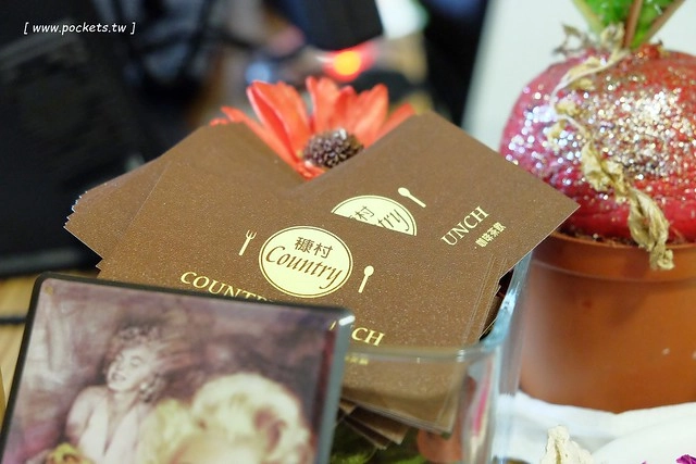 穅村早午餐:沙拉盤豐盛又美味,蜜糖吐司價格親民CP值高 @飛天璇的口袋