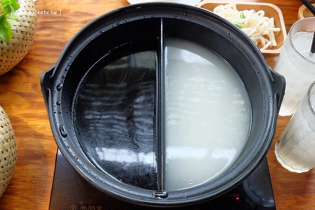 八豆食府精緻鍋物@崇德店┃全新品牌再出發,環境漂亮大器深具質感,食材高級有誠意,有美國金牌極黑和牛、西班牙伊比利豬、智利生凍帝王蟹和花田喜彘紅蘿蔔豬,北屯地區餐廳美食新選擇 @飛天璇的口袋