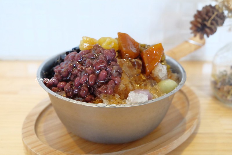 冰ㄉ.かき氷|有濃濃文青氛圍的冰ㄉ,內用只有10個座位區,台南赤崁樓周邊美食 @飛天璇的口袋