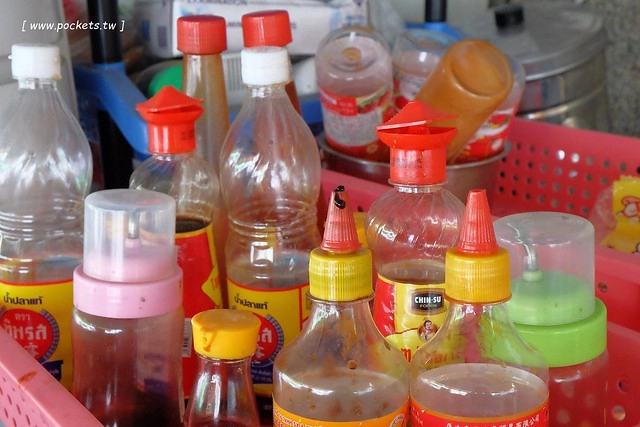 台中南屯|品溱越南河粉.隱身在黎明市場裡的越南小吃店,由越南新娘自已經營 @飛天璇的口袋