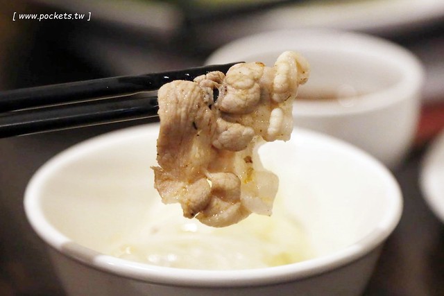 寬窄巷子老成都火鍋┃豐原美食推薦:使用20多種中藥辛香料,麻辣香濃的道地四川風味火鍋,記者出身的四川美女老闆娘,食尚玩家報導 @飛天璇的口袋