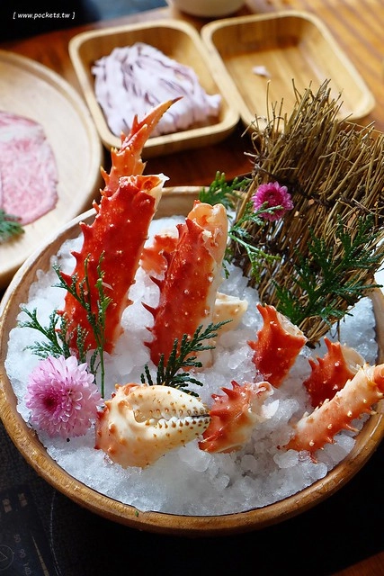 八豆食府精緻鍋物@崇德店┃全新品牌再出發,環境漂亮大器深具質感,食材高級有誠意,有美國金牌極黑和牛、西班牙伊比利豬、智利生凍帝王蟹和花田喜彘紅蘿蔔豬,北屯地區餐廳美食新選擇 @飛天璇的口袋