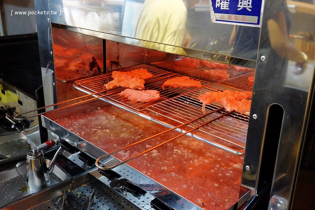 明治時期碳烤吐司|使用小農直送鮮乳、nutella榛果醬、福源花生醬,火爐碳烤肉品降低油脂,料多實在現點現做,品嚐松山區巷弄間的小清新(已歇業) @飛天璇的口袋