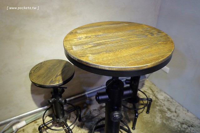 明治時期碳烤吐司|使用小農直送鮮乳、nutella榛果醬、福源花生醬,火爐碳烤肉品降低油脂,料多實在現點現做,品嚐松山區巷弄間的小清新(已歇業) @飛天璇的口袋