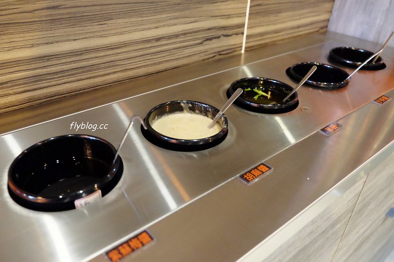 嗑肉石鍋┃台中北屯:個人覺得CP值很高的小火鍋店,昌平店鄰近東光市場,$999元雙人海陸餐新鮮有誠意 @飛天璇的口袋