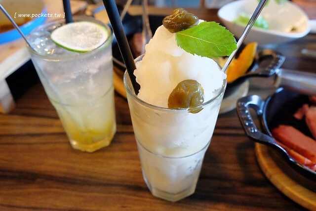 Fonte653 丰鑄鐵鍋料理┃台中南屯美食:低溫烹飪料理手法,呈現出食材最單純的美味,台中少見的鑄鐵鍋料理,很優質的環境和餐點,下午茶6/17起上市 @飛天璇的口袋