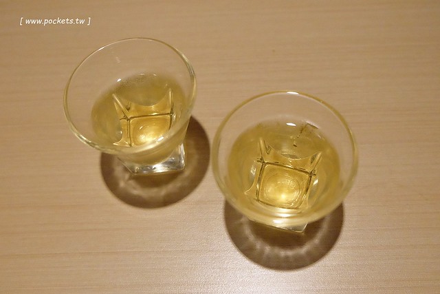 新宿勝博殿|慶祝11週年慶,週週抽日本東京雙人來回機票,新上市金黃極濃的雪花起司豬排,品嚐超厚切日式炸豬排的美味 @飛天璇的口袋