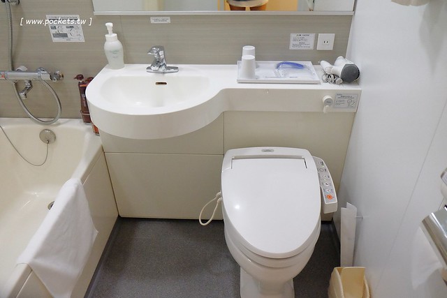 【日本東京】赤羽大和ROYNET飯店.Daiwa Roynet Hotel Tokyo-Akabane~鄰近JR赤羽車站步行5分鐘,附近有Lawson超市,逛街購物都很方便 @飛天璇的口袋