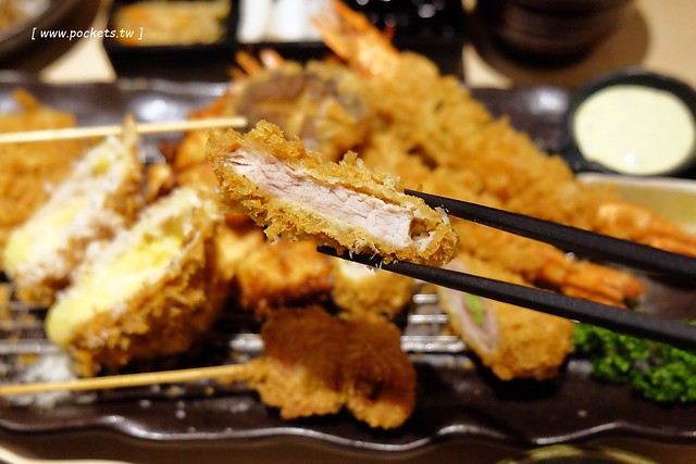 新宿勝博殿|慶祝11週年慶,週週抽日本東京雙人來回機票,新上市金黃極濃的雪花起司豬排,品嚐超厚切日式炸豬排的美味 @飛天璇的口袋