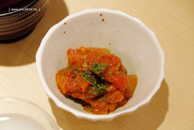 新宿勝博殿|慶祝11週年慶,週週抽日本東京雙人來回機票,新上市金黃極濃的雪花起司豬排,品嚐超厚切日式炸豬排的美味 @飛天璇的口袋