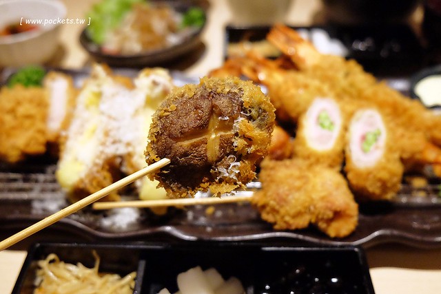 新宿勝博殿|慶祝11週年慶,週週抽日本東京雙人來回機票,新上市金黃極濃的雪花起司豬排,品嚐超厚切日式炸豬排的美味 @飛天璇的口袋