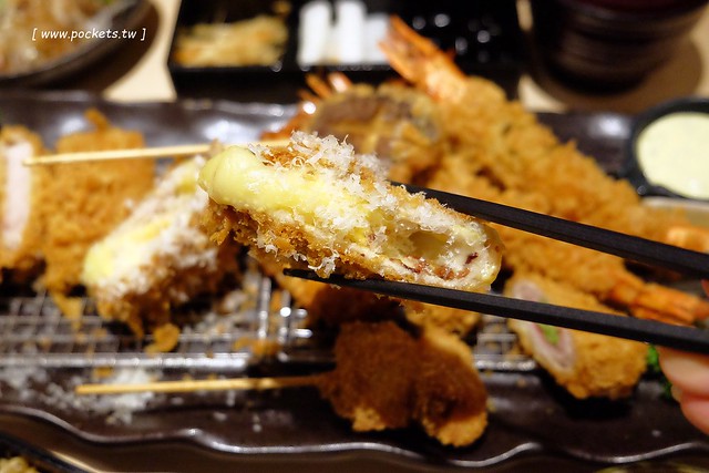 新宿勝博殿|慶祝11週年慶,週週抽日本東京雙人來回機票,新上市金黃極濃的雪花起司豬排,品嚐超厚切日式炸豬排的美味 @飛天璇的口袋