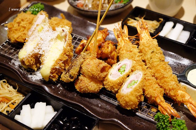 新宿勝博殿|慶祝11週年慶,週週抽日本東京雙人來回機票,新上市金黃極濃的雪花起司豬排,品嚐超厚切日式炸豬排的美味 @飛天璇的口袋