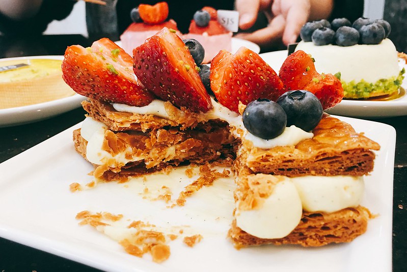 SJS法式甜點┃台中北區:主廚擁有法式藍帶證照,引進歐美開放式廚房,中區也吃的到精美的法式甜點 @飛天璇的口袋