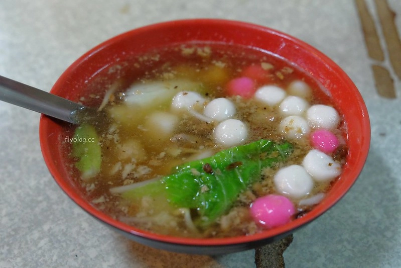 台中東勢|東勢肉丸,傳承60個年頭老字號,食尚玩家推薦報導 @飛天璇的口袋