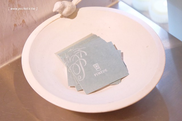 彼內朵法式蛋糕店.Patissier Pinede|來自日本名古屋的甜點店,近SOGO百貨捷運忠孝復興站,1974烤起司蛋糕是招牌甜點 @飛天璇的口袋